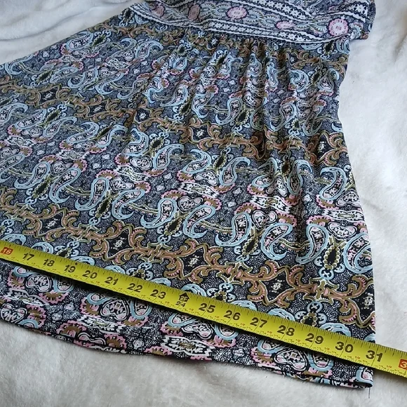 Maggy London Sleeveless V-Neck Midi Dress in Black, Brown, Blue, Pink - Picture 5 of 7